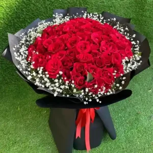 ​100 Premium Red Rose Mega Bouquet